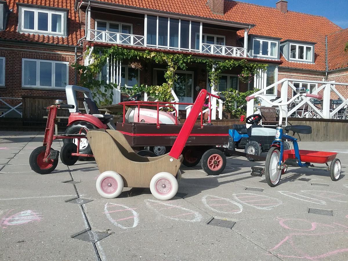 Hotel Lolland Norreballe Bagian luar foto